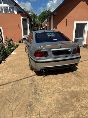dezmembrez e46 320d  - imagine 3