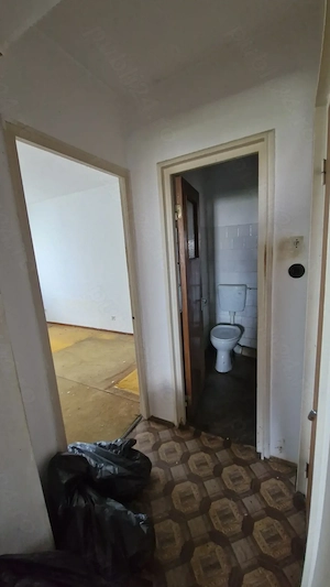 Apartament 2 camere decomandat 49mp utili, langa metrou Dristor. etaj 11 11 de renovat complet - imagine 9