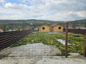Teren + Casute de inchiriat (Vand sau schimb cu Apartament in Targoviste) - la 8km de Targoviste - imagine 7