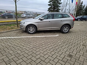 Se vinde Volvo XC 60 2.0 D, automata - imagine 5