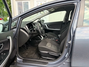 Kia Cee'd 1.4 Benzina - imagine 7