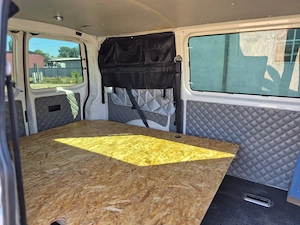 VW Transporter T5 2006 1.9 TDI 9 locuri cu echip camping pt pasionatii de iesiri in natura - imagine 6