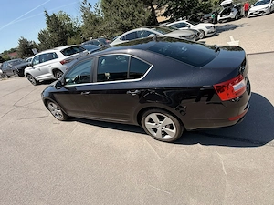 Vand Skoda Octavia 1.6 TDI - imagine 8