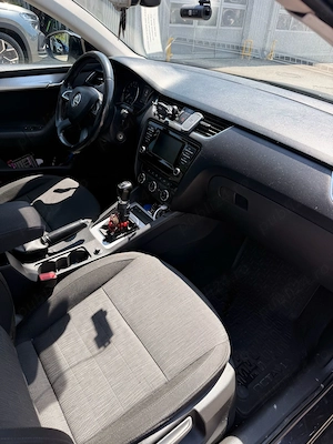 Vand Skoda Octavia 1.6 TDI - imagine 2