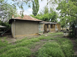 Casa veche in judetul Galati com. Tudor Vladimirescu - imagine 10