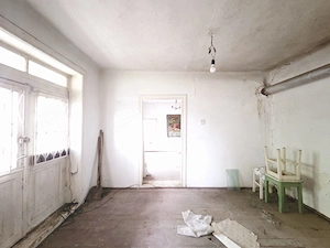 Casa veche in judetul Galati com. Tudor Vladimirescu - imagine 5