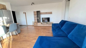 2 camere| Giroc (central)| loc de parcare| apartament spatios| - imagine 2