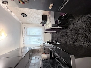Vand 2 cam Libertatii renovat complet [etaj 2] - imagine 2