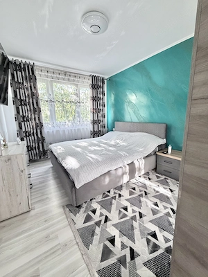 Vand 2 cam Libertatii renovat complet [etaj 2]