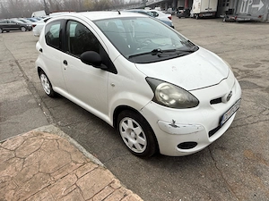 Toyota Aygo 1.0 - imagine 2