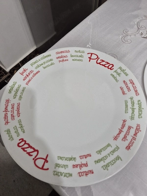 farfurii de pizza