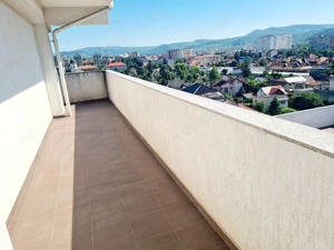 Penthouse 3 camere - Zona 1 Mai - imagine 10