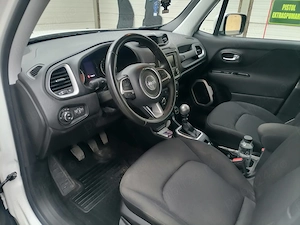 Jeep renegade - imagine 3