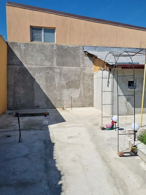 Casa cu curte in zona Penitenciar Rahova - imagine 5
