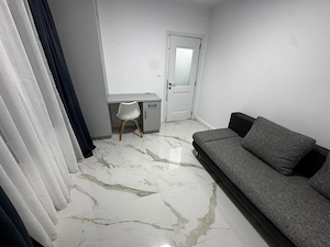 Inchiriez 2 camere la 5 min de centru [bloc nou]