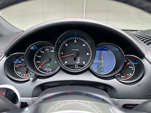 Porsche Cayenne 3.0 Diesel 262 CP An 2017 - imagine 5