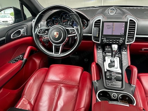 Porsche Cayenne 3.0 Diesel 262 CP An 2017 - imagine 14