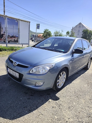 Hyundai i30 1.6 CRDI - imagine 5