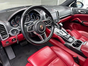 Porsche Cayenne 3.0 Diesel 262 CP An 2017 - imagine 6