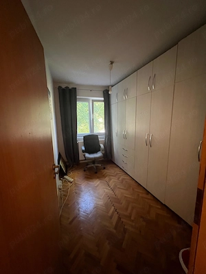 Inchiriez apartament 4 camere - imagine 2