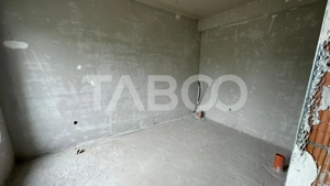 Casa de tip duplex acces 2 strazi curte libera 195 mp Mohu Sibiu  - imagine 9