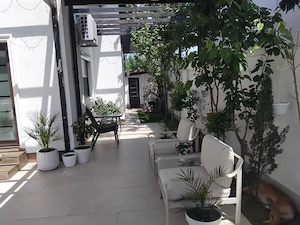 Ofer spre inchiriere casa Navodari zona vile