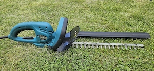 Vând foarfecă electrică tuns gard viu Makita  UH4861, semi-profesională