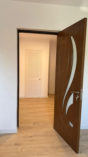 Apartament 2 camere Moreni - imagine 6