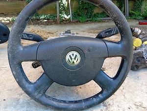 Dezmembrez Volkswagen Passat 2.0 TDI albastru 2010 - imagine 2