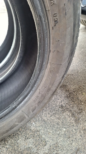 Vand doua anvelope Bridgestone 205 / 55  R16 VW, Opel, Skoda - imagine 2