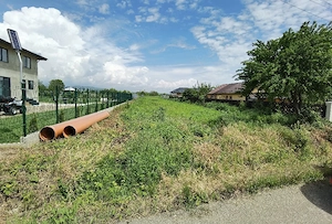 Teren intravilan + extravilan Lipănești | 3458 mp | 25 euro mp | 16 m deschidere
