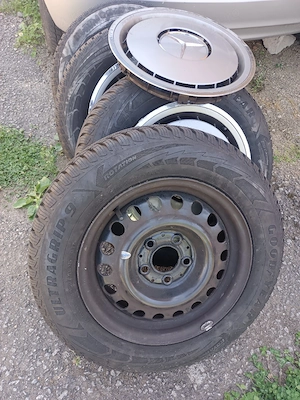 mercedes w124 roti originale si capace  vehicul istoric 