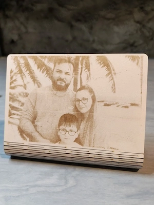 Ramă Foto Lemn Personalizată   Cadou Gravat și Tăiat cu Laser (Orice Poză - imagine 3