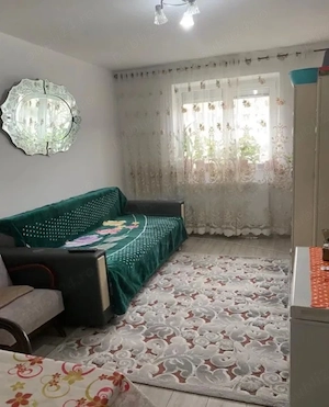 Apartament 2 camere in zona POLITIE -MOISIL - imagine 4