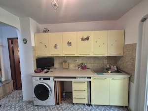 Închiriez apartament 2 camere Micro 3 - imagine 3