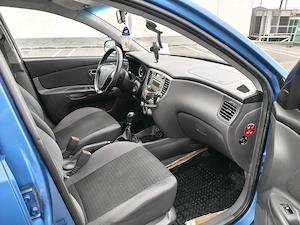 Kia Rio 1.5 crdi 110 cp - imagine 9