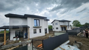 Casa de vanzare, 125 mp, centrul orasului Ungheni - imagine 3