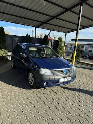 Vând Dacia Logan 