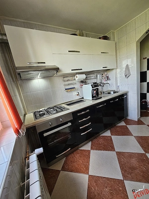 Vanzare Apartament 3 camere (Giulesti-Crangasi) - imagine 5