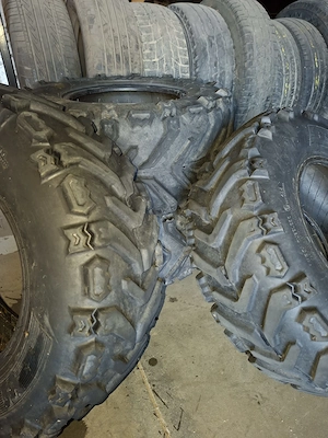 Vând set 4 anvelope ATV BKT W207 AT 25X8-12   25X10-12   stare foarte bună