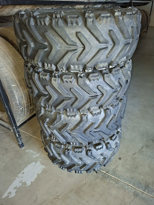 Vând set 4 anvelope ATV BKT W207 AT 25X8-12   25X10-12   stare foarte bună - imagine 5