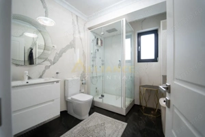 Locuinta premium pentru familie | Townhouse modern cu 7 camere, terasa spectaculoasa si 3 locuri de  - imagine 18