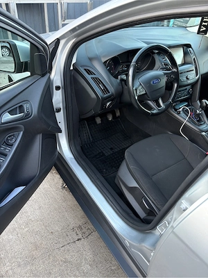 Ford focus 1.5 - imagine 5
