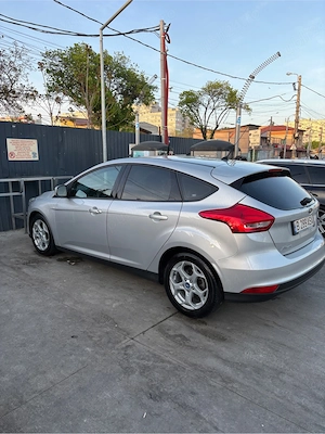 Ford focus 1.5 - imagine 3