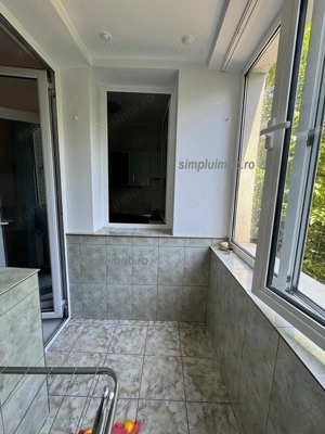Garsonieră 33 mp la 2 minute Metrou Titan bloc mixt etaj 3 - imagine 7