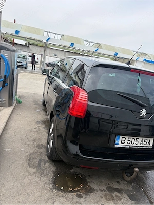 Peugeot 5008 - imagine 3