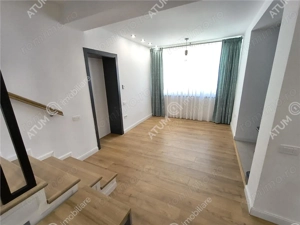 De inchiriat casa ultramoderna cu 4 camere 3 bai si dressing in Sibiu - imagine 14
