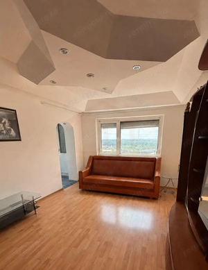De închiriat apartament 2 camere, Micro 20
