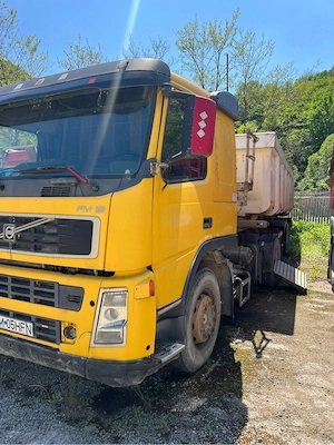 Cap tractor VOLVO FM440