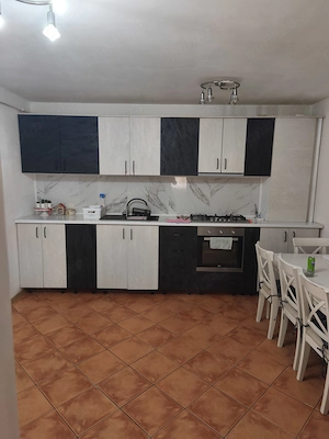 Vând apartament 3 camere  - imagine 7